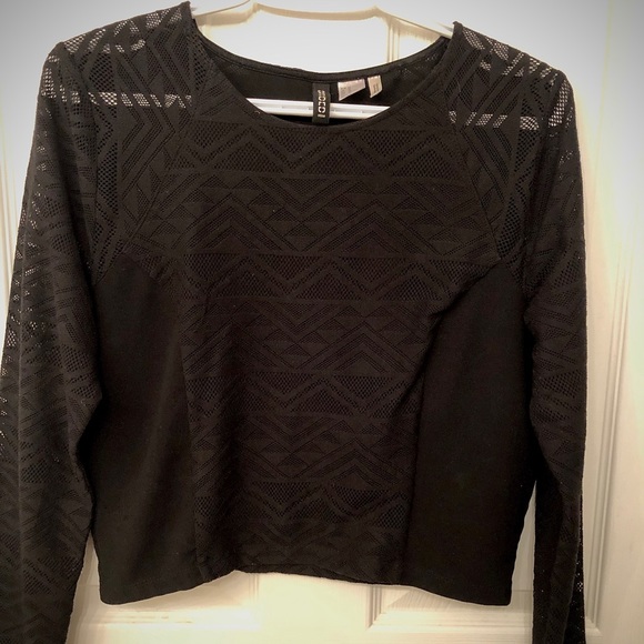H&M Mesh Aztec Sleeved top - Picture 2 of 5